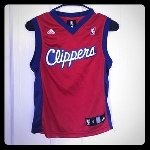 - 🎁 Adidas 🌟 Clippers V-Neck 💫